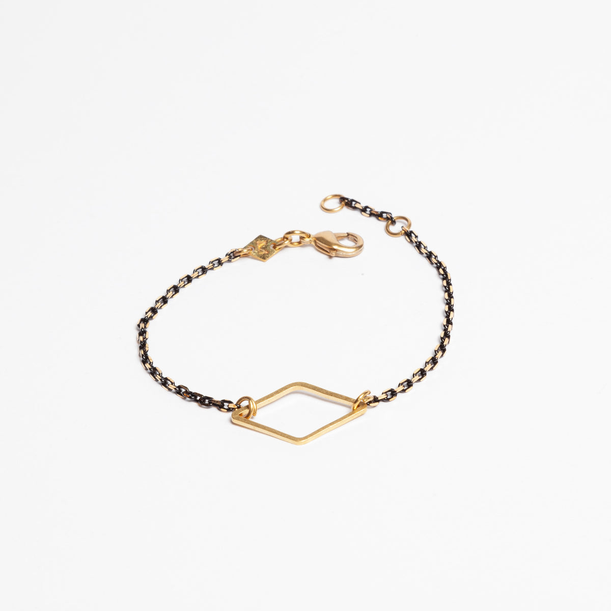 ARMBAND